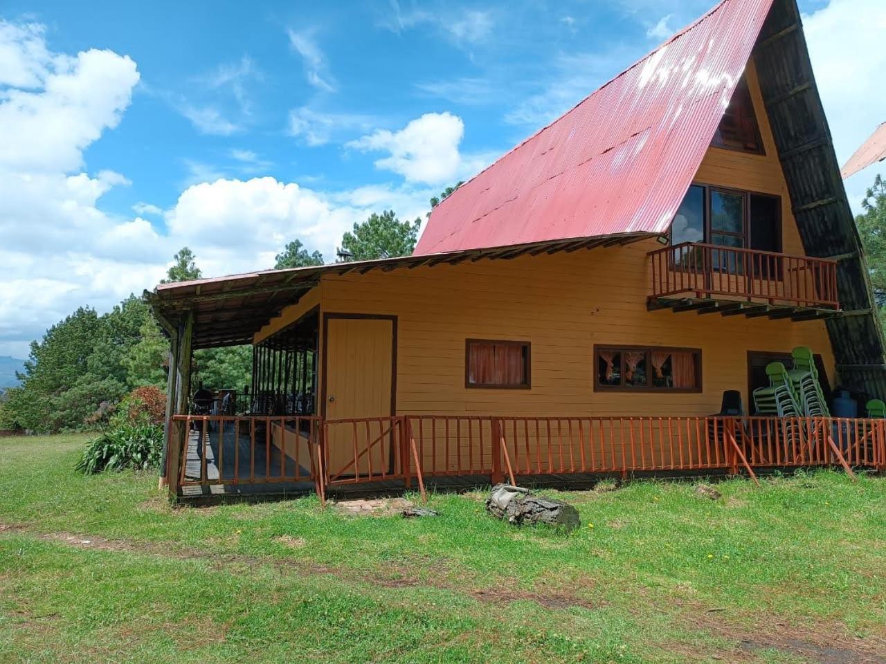 Chalets Amarelo سويسكا المظهر الخارجي الصورة