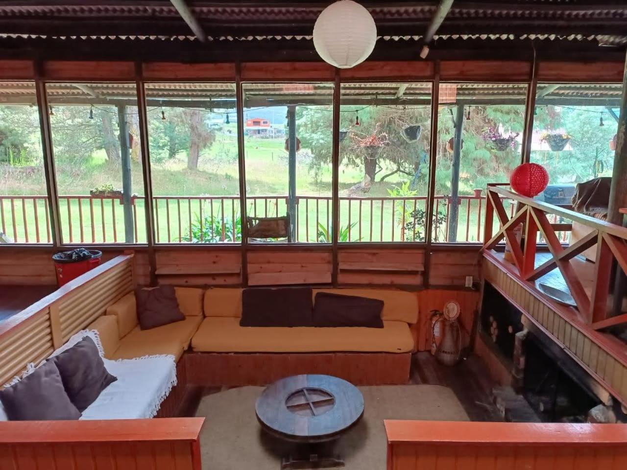 Chalets Amarelo سويسكا المظهر الخارجي الصورة